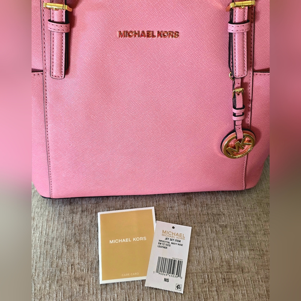 Michael Kors | Misty Rose Saffiano Leather Tote - Picture 4 of 8